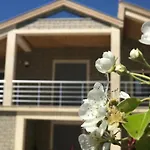 Villa Garden *